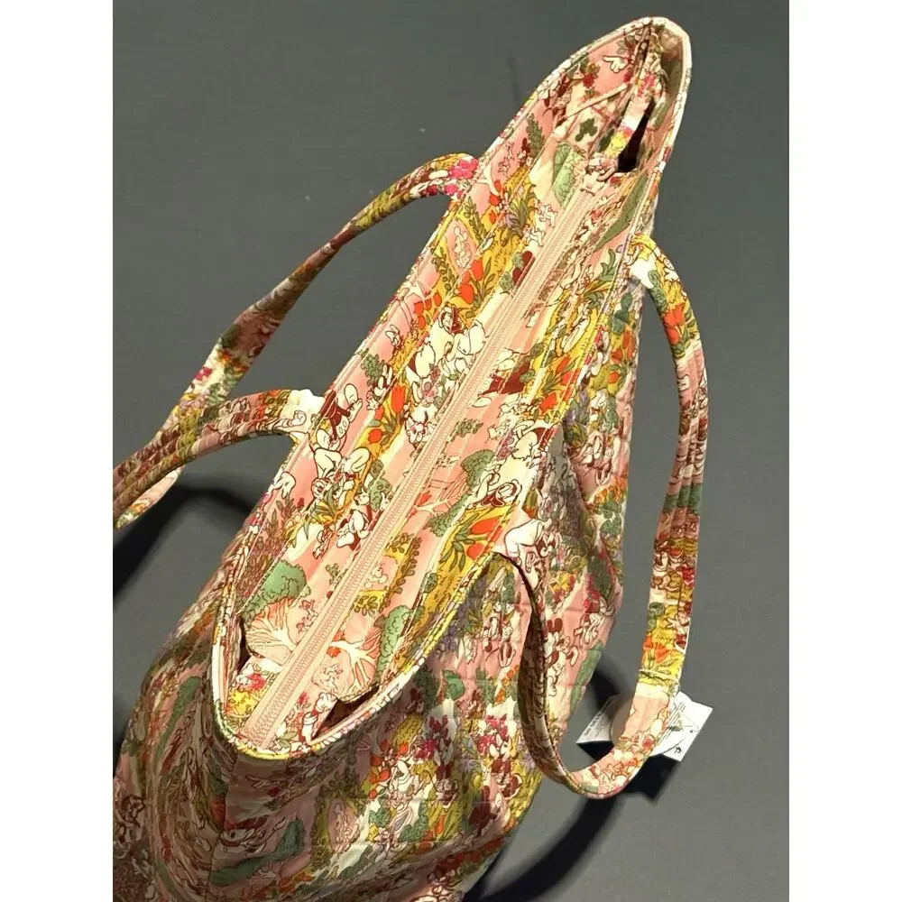 Vera Bradley Mickeys Promenade Original Zip Tote Minnie Mouse Daisy Duck Goofy
